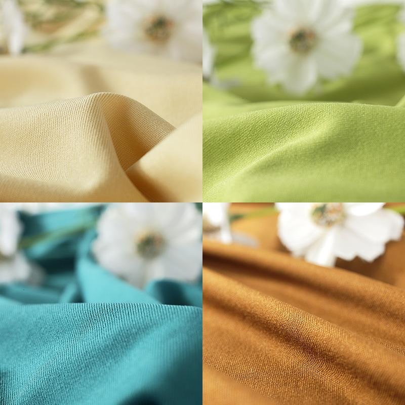 Full Coverage Bedside Curtain  - Home Textiles Designer avis et prix